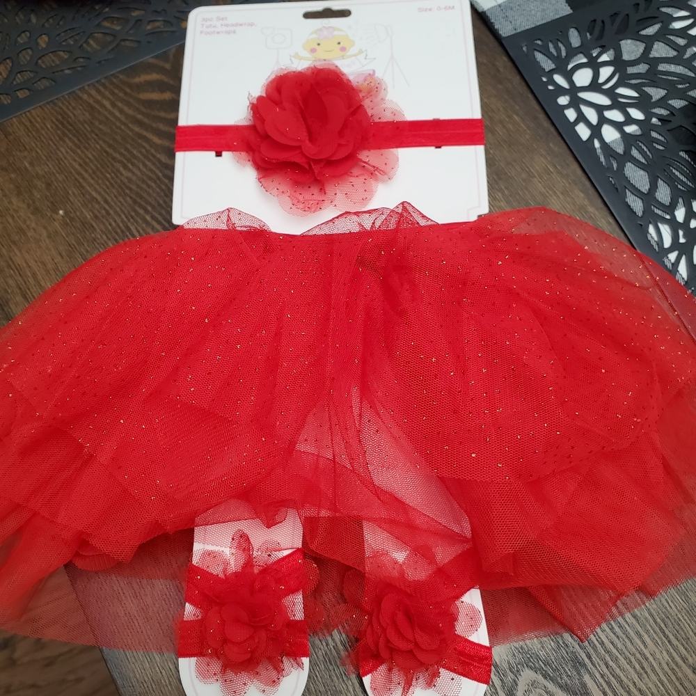 Tutu for photoshoot x2 and swaddle with hat